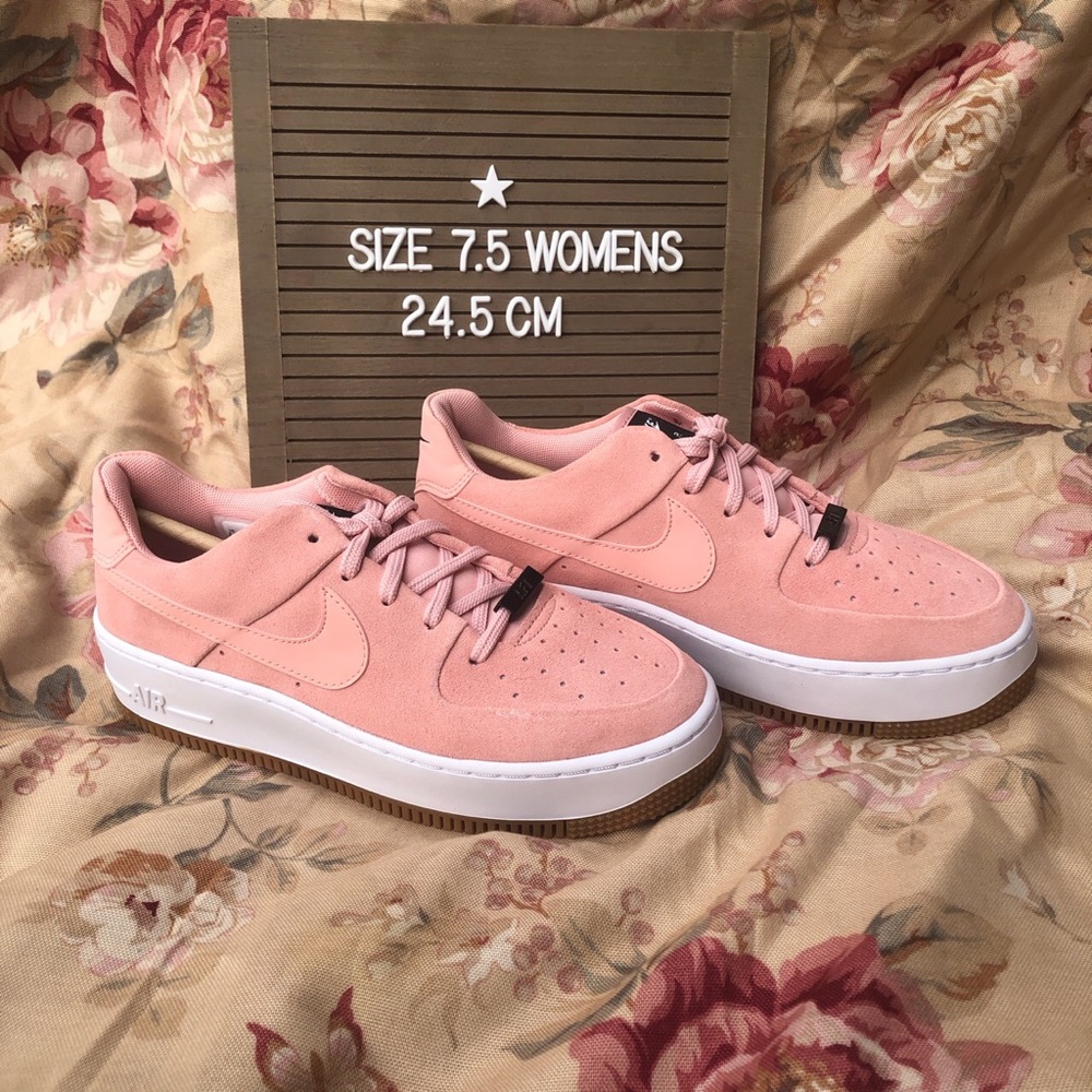 Nike Air Force 1 Sage